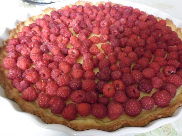Tarte-a-la-framboise-et-a-la-creme-patissiere